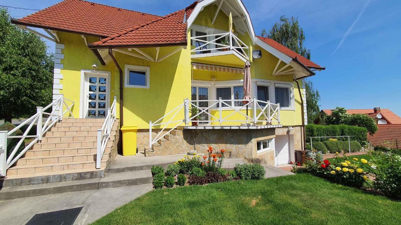 Apartment In Fonyod/Balaton 18580 Dış mekan fotoğraf