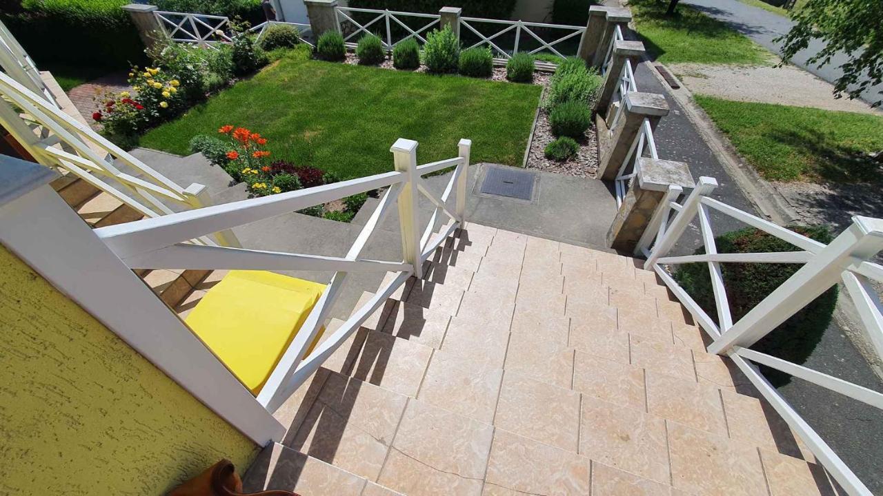 Apartment In Fonyod/Balaton 18580 Dış mekan fotoğraf
